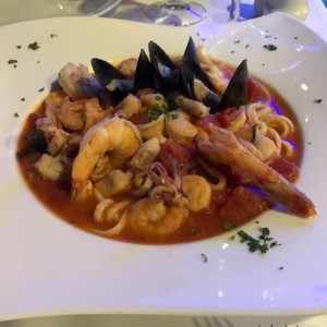 cazuela de mariscos