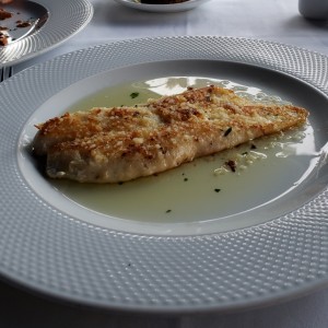 Pescado al ajillo