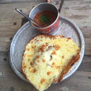 Patacon con queso