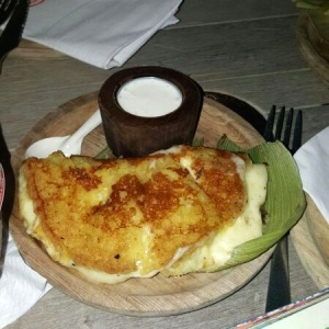 Arepa de choclo con queso