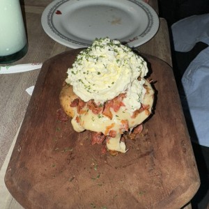 Papa asada rellena