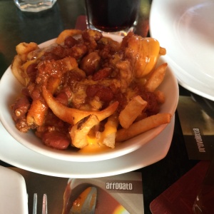 Chili fries