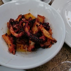 pulpo a la parrila