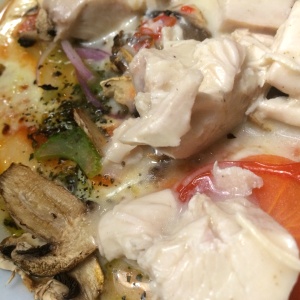 Pita vegetariana con pollo