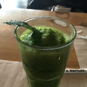 Limonada yerbabuena