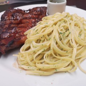 punta de anca con linguini finas hierbas
