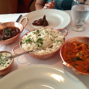 Beef vindaloo y chicken tikka masala