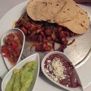tacos de cerdo adobado