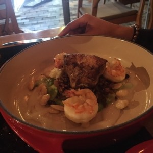 mero del pacifico con langostinos 