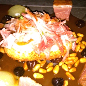 Magret De Pato Con Salsa De Tamarindo Y Panela