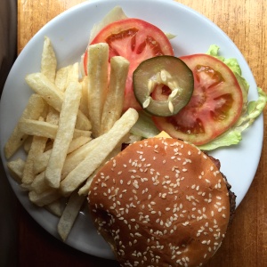 Queso con Tocineta