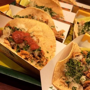 tacos al pastor