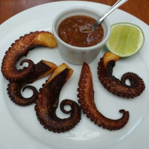 chicharrones de pulpo
