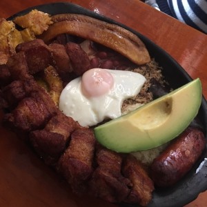 Bandeja Paisa