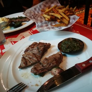 cortes de caene y papas a la francesa