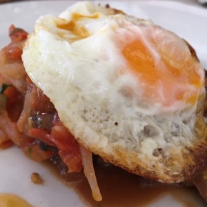 Bistec a caballo
