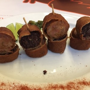 Chorizos y Morcillas apanados