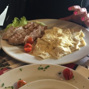 ravioli 4 formaggi y ternera
