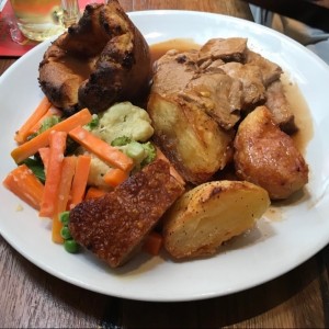 Pork Roast con Crackling