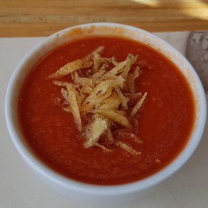 sopa de tomate