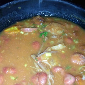 Cazuela de frijoles.