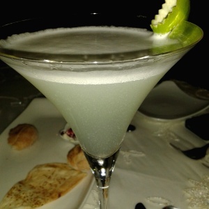 White lady... recomendado, es como un Pisco Sour mejoradísimo