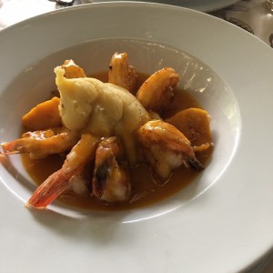 Langostinos con Miel de Chontaduro