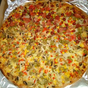 Pizza San Sonrisa y Cheers