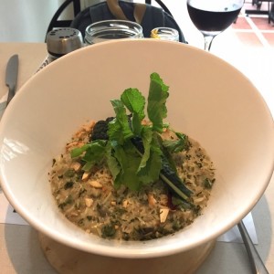 Rissotto Veggie - cebada, habas, arvejas, parmesano