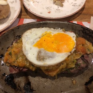 Bife a caballo