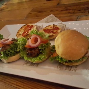 Mini Burgers 