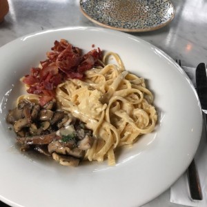 fetuccini