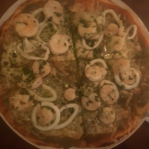 Pizza con mariscos 