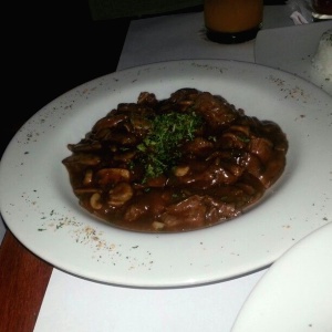 Lomo con champignones