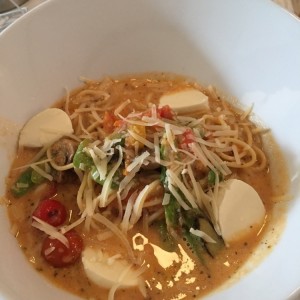 pasta de la huerta. parece mas bien una sopa.