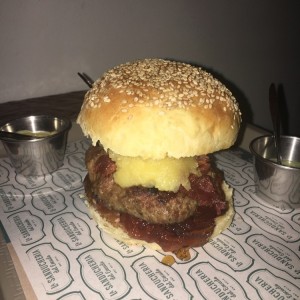 Hamburguesa Doble R azul