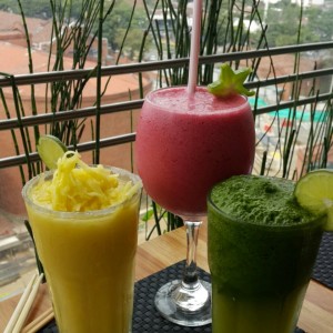 limonadas (cerezada, mango biche)