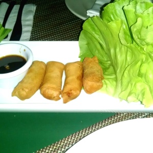 Rollitos de jaiba y camarones