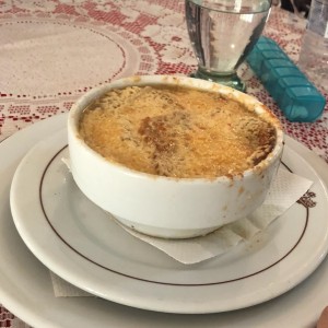 sopa de cebolla