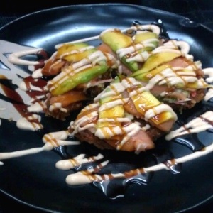 Sushi pizza