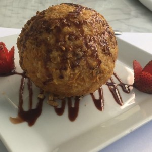 Helado frito