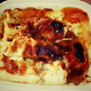Canelones con jamon y queso crema