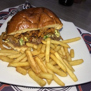 Jim Smith, Dividida en 2, Excelente, Con sus Papas Fritas
