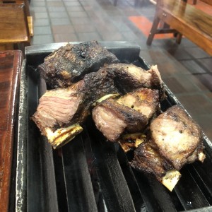 Racion de costilla de res