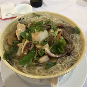 Sopa con fideos de Arroz