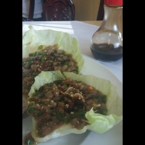 Lechuga rellena estilo tamal chino