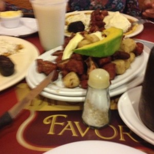 cochino frito para dos