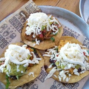 Tostadas mixtas