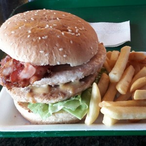 Combo 11, pollo-carne-pollo 