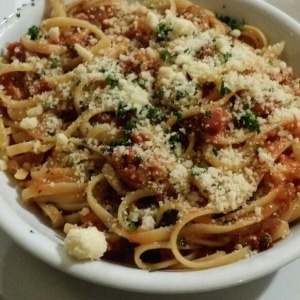 Linguini amatriciana 